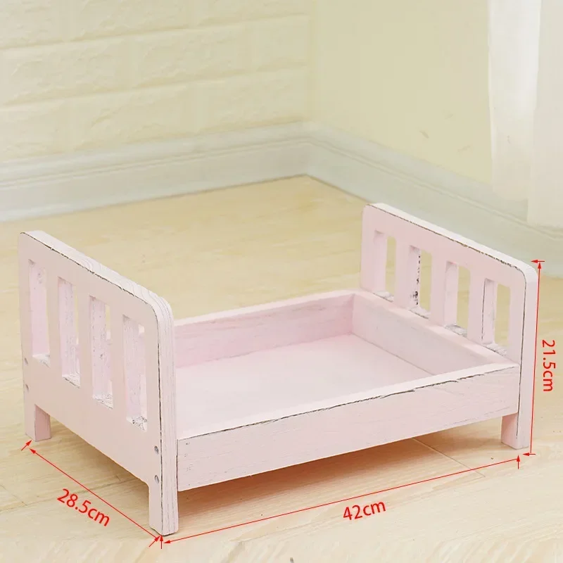Infant Posing Sofa Retro Wood  - огляд і ціна Baby Nursery Bed