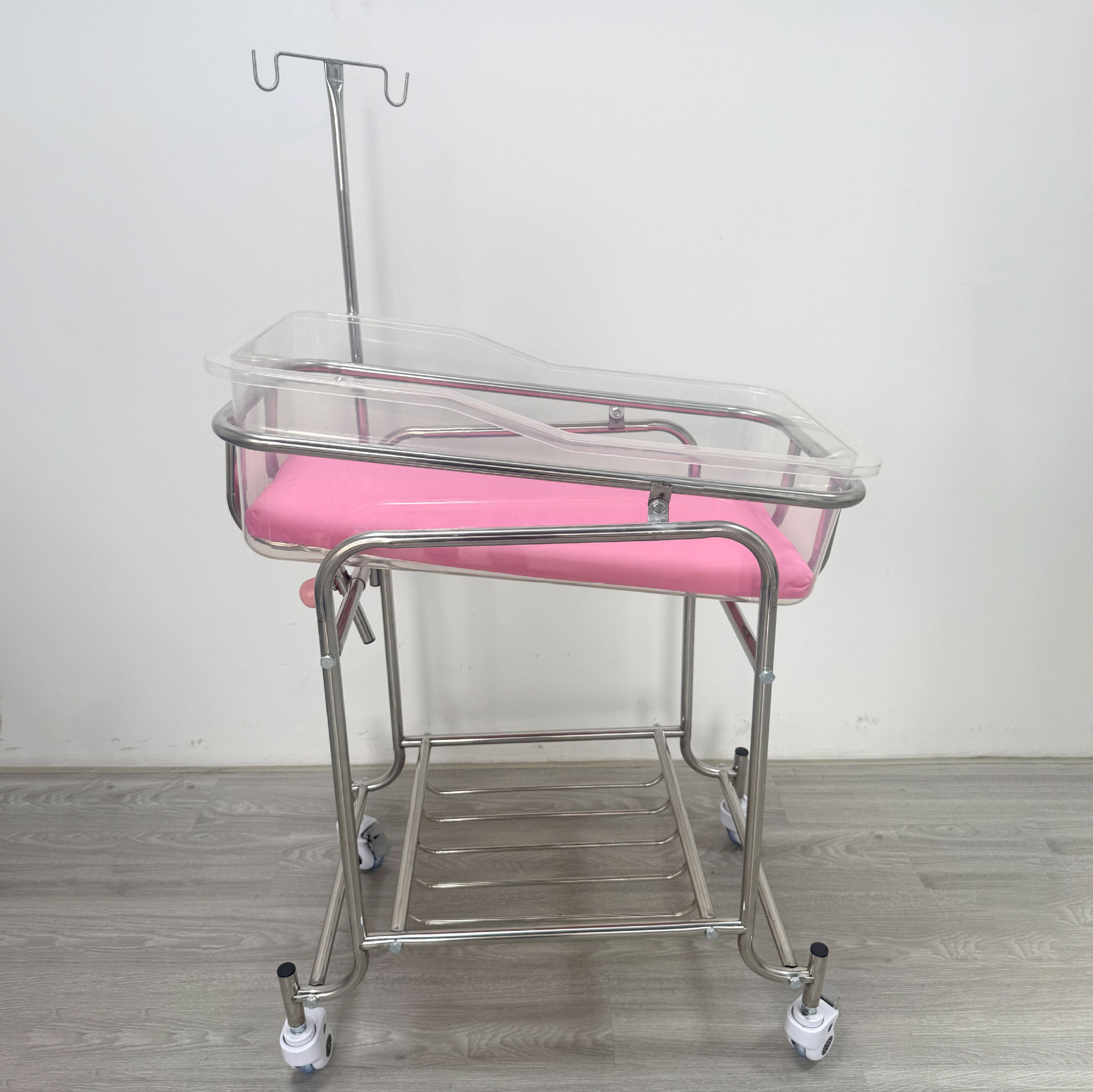 Stainless Steel Baby Bassinet  - огляд і ціна Baby Nursery Cart